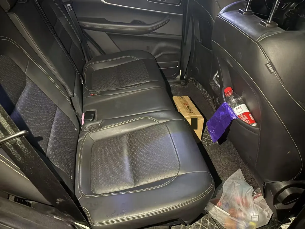 2020 Chery Tiggo 8 1.5T 156HP L4 6MT,autocango,china used car exporter,china ev exporter,chinese used car exporter,chinese used ev exporter