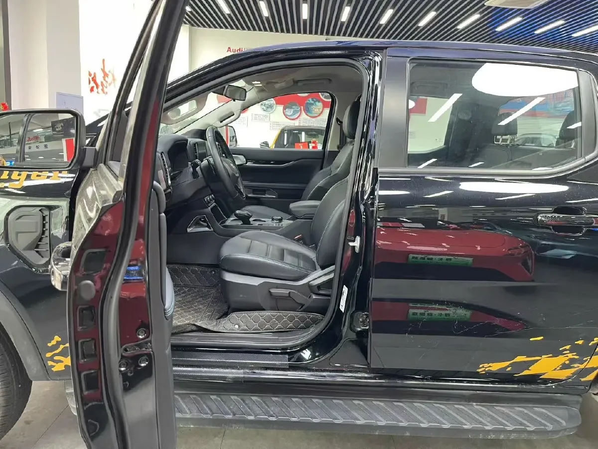 2023 Ford Ranger 2.3T 258HP L4 8AT,autocango,china used car exporter,china ev exporter,chinese used car exporter,chinese used ev exporter