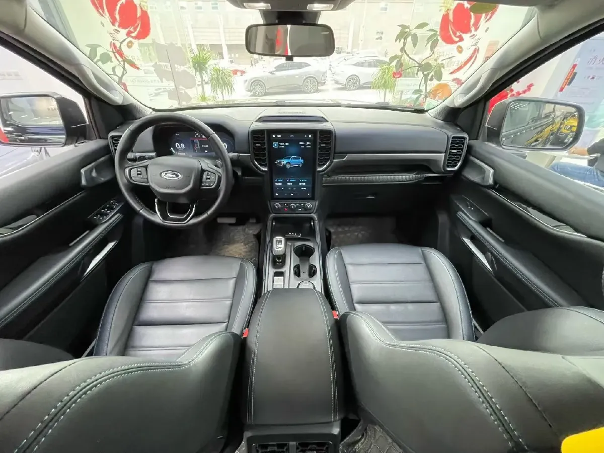 2023 Ford Ranger 2.3T 258HP L4 8AT,autocango,china used car exporter,china ev exporter,chinese used car exporter,chinese used ev exporter