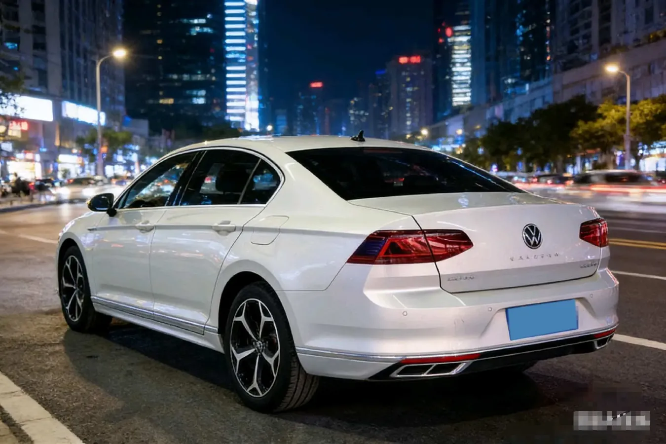 2023 Volkswagen Magotan 2.0T 186HP L4 7DCT,autocango,china used car exporter,china ev exporter,chinese used car exporter,chinese used ev exporter