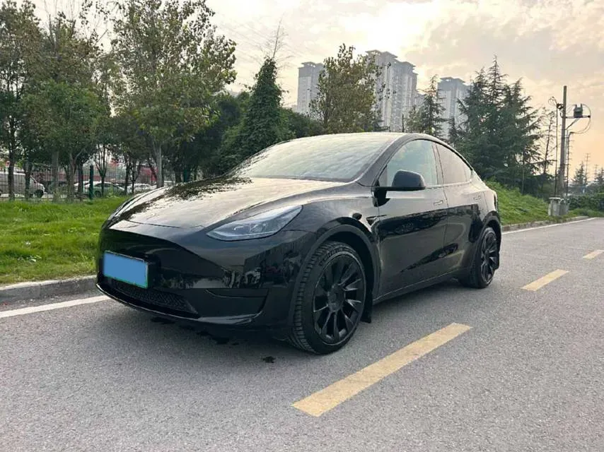 2022 Tesla Model Y BEV 60KWH,autocango,china used car exporter,china ev exporter,chinese used car exporter,chinese used ev exporter