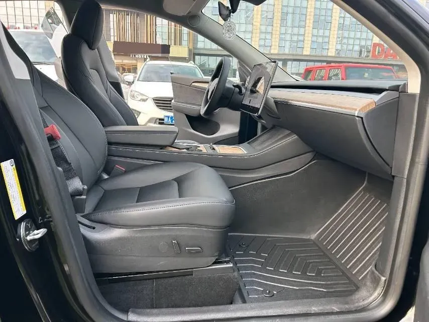 2022 Tesla Model Y BEV 60KWH,autocango,china used car exporter,china ev exporter,chinese used car exporter,chinese used ev exporter