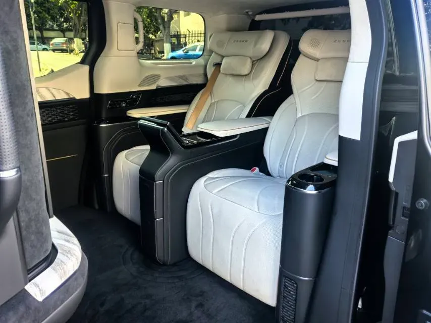 2024 Zeekr 009 BEV 108KWH,autocango,china used car exporter,china ev exporter,chinese used car exporter,chinese used ev exporter