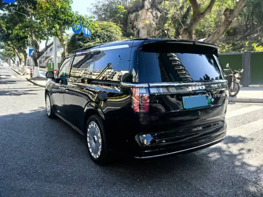 2024 Zeekr 009 BEV 108KWH,autocango,china used car exporter,china ev exporter,chinese used car exporter,chinese used ev exporter
