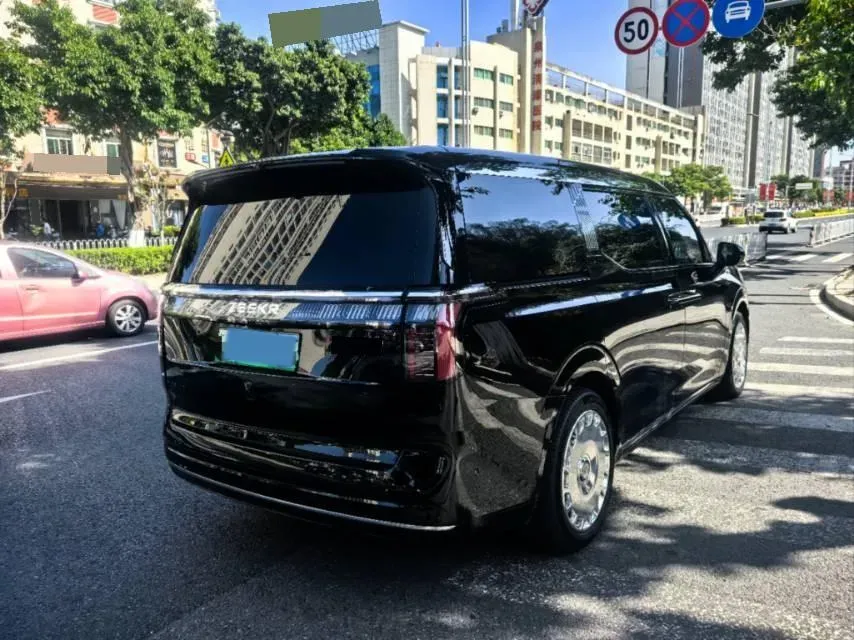 2024 Zeekr 009 BEV 108KWH,autocango,china used car exporter,china ev exporter,chinese used car exporter,chinese used ev exporter