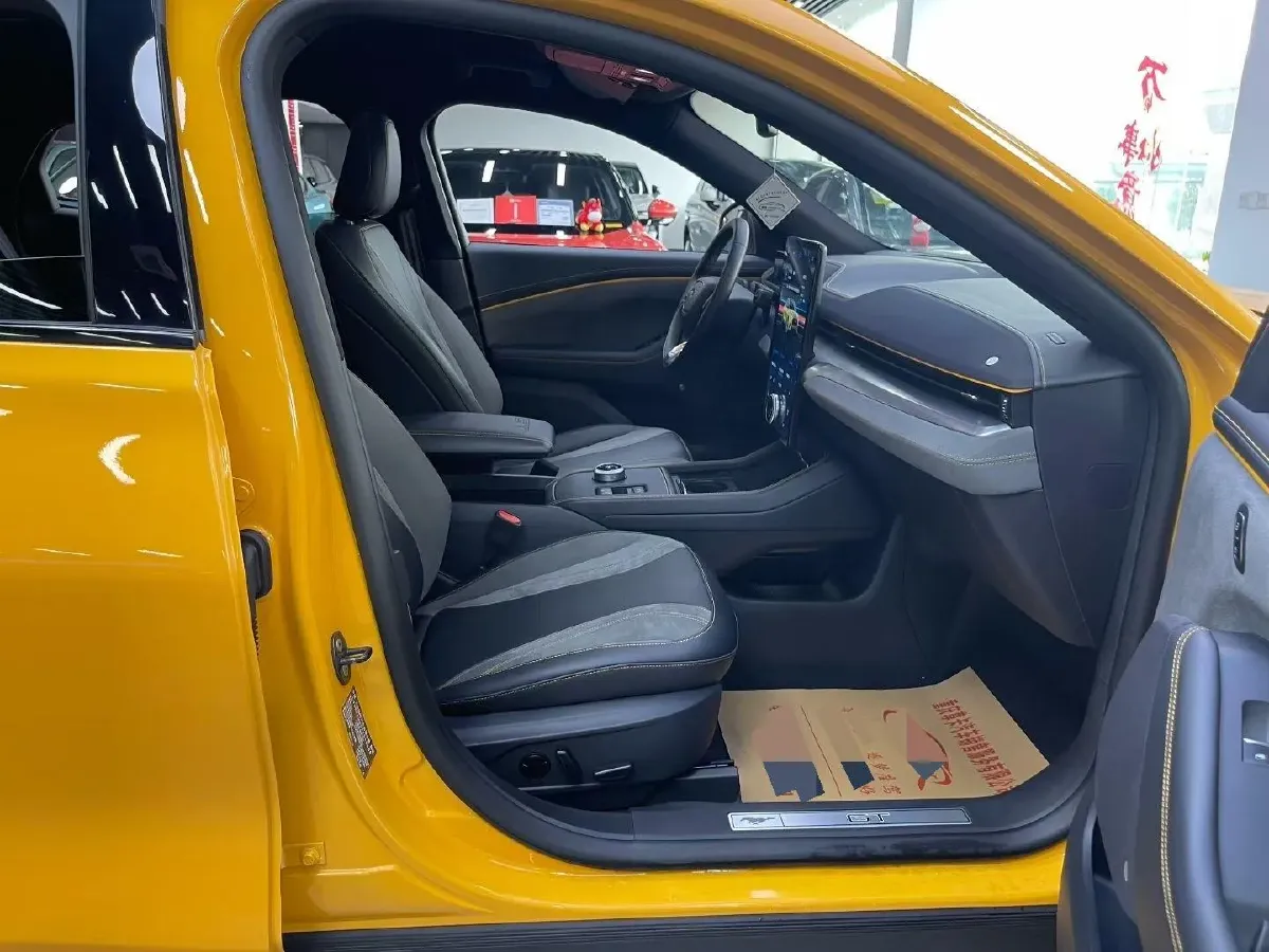 2024 Ford Mustang Mach-E BEV 80.3KWH,autocango,china used car exporter,china ev exporter,chinese used car exporter,chinese used ev exporter