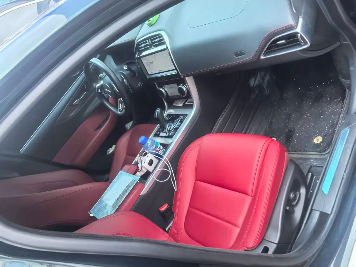 2023 Jaguar XEL 2.0T 250HP L4 8AT,autocango,china used car exporter,china ev exporter,chinese used car exporter,chinese used ev exporter