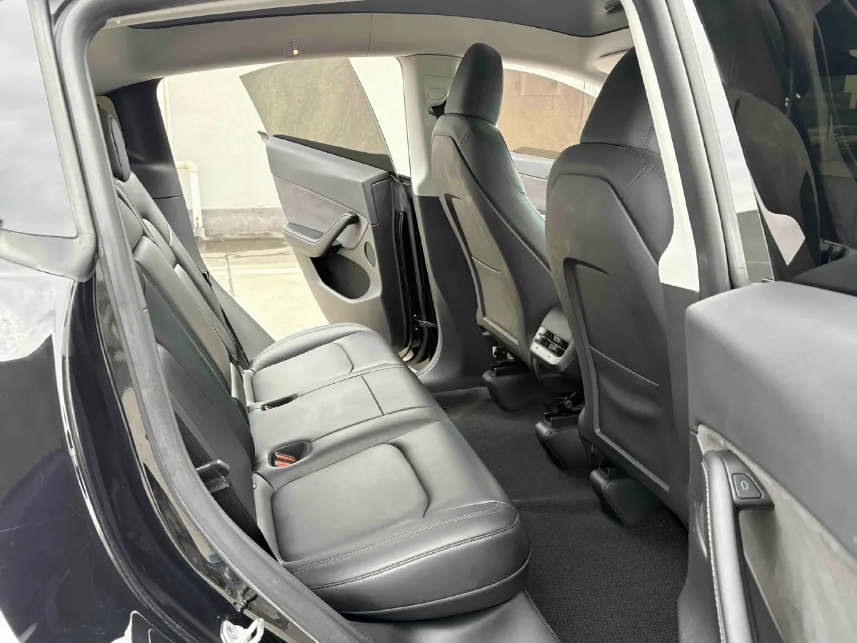 2022 Tesla Model Y BEV 78.4KWH,autocango,china used car exporter,china ev exporter,chinese used car exporter,chinese used ev exporter