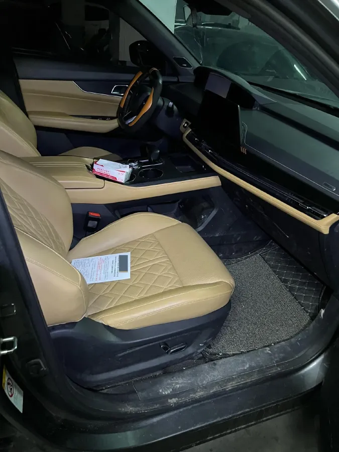 2021 ChangAn UNI-K 2.0T 233HP L4 8AT,autocango,china used car exporter,china ev exporter,chinese used car exporter,chinese used ev exporter