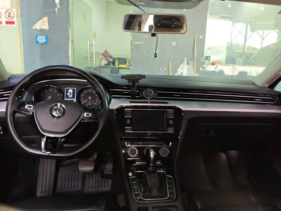 2018 Volkswagen Magotan 1.8T 180HP L4 7DCT,autocango,china used car exporter,china ev exporter,chinese used car exporter,chinese used ev exporter