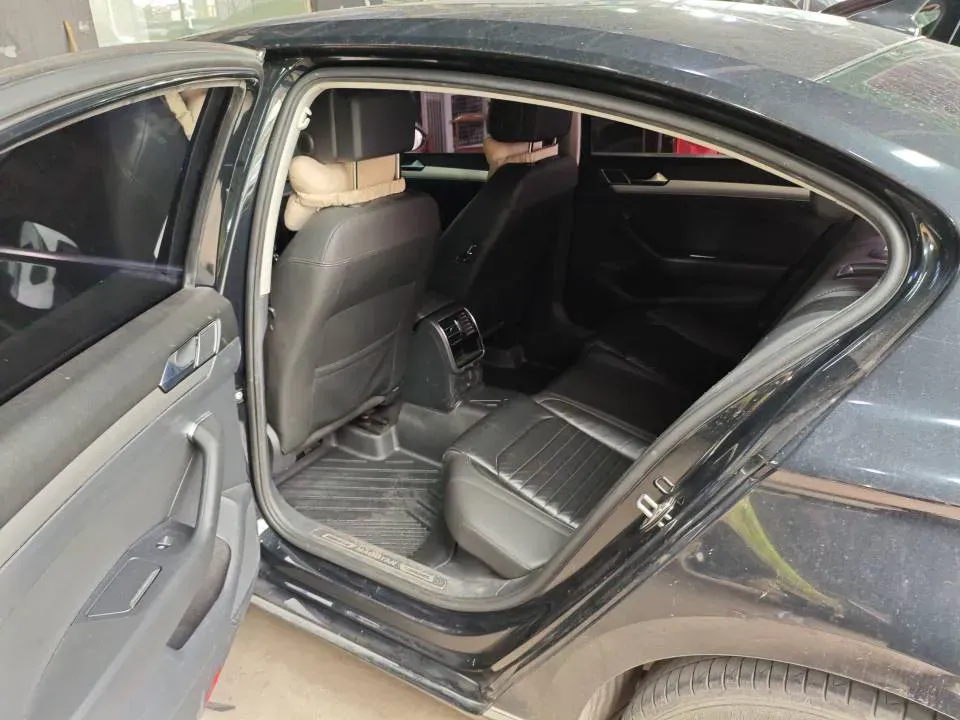 2018 Volkswagen Magotan 1.8T 180HP L4 7DCT,autocango,china used car exporter,china ev exporter,chinese used car exporter,chinese used ev exporter