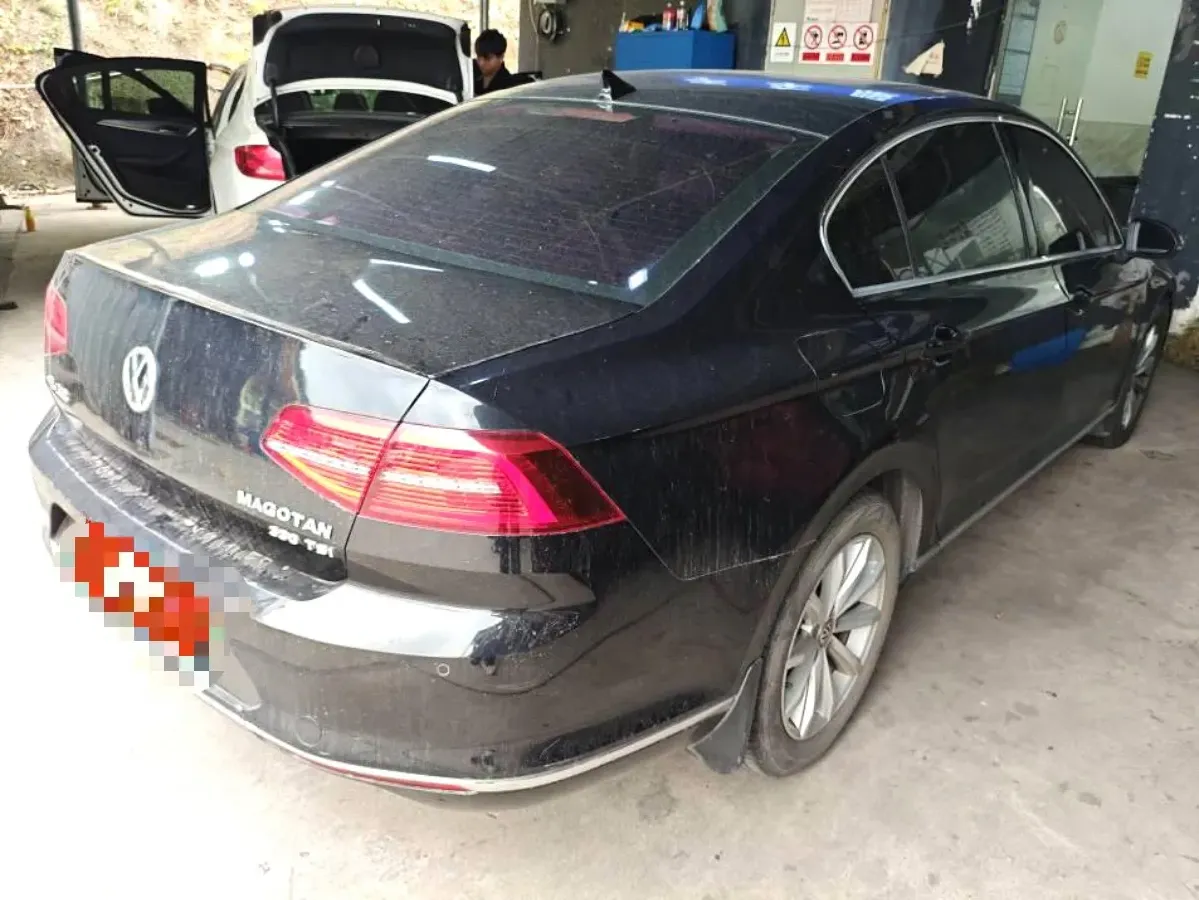 2018 Volkswagen Magotan 1.8T 180HP L4 7DCT,autocango,china used car exporter,china ev exporter,chinese used car exporter,chinese used ev exporter