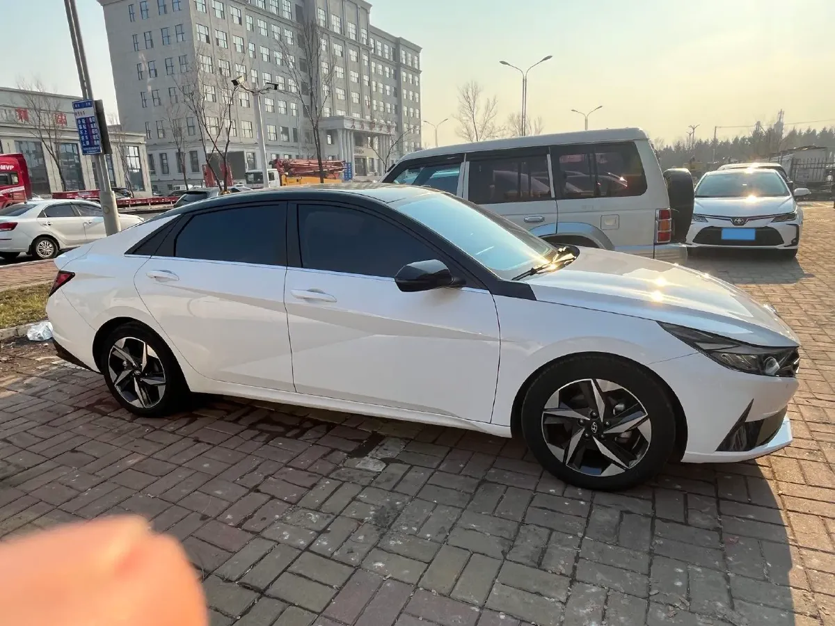 2021 Hyundai Elantra 1.5L 115HP L4 CVT,autocango,china used car exporter,china ev exporter,chinese used car exporter,chinese used ev exporter