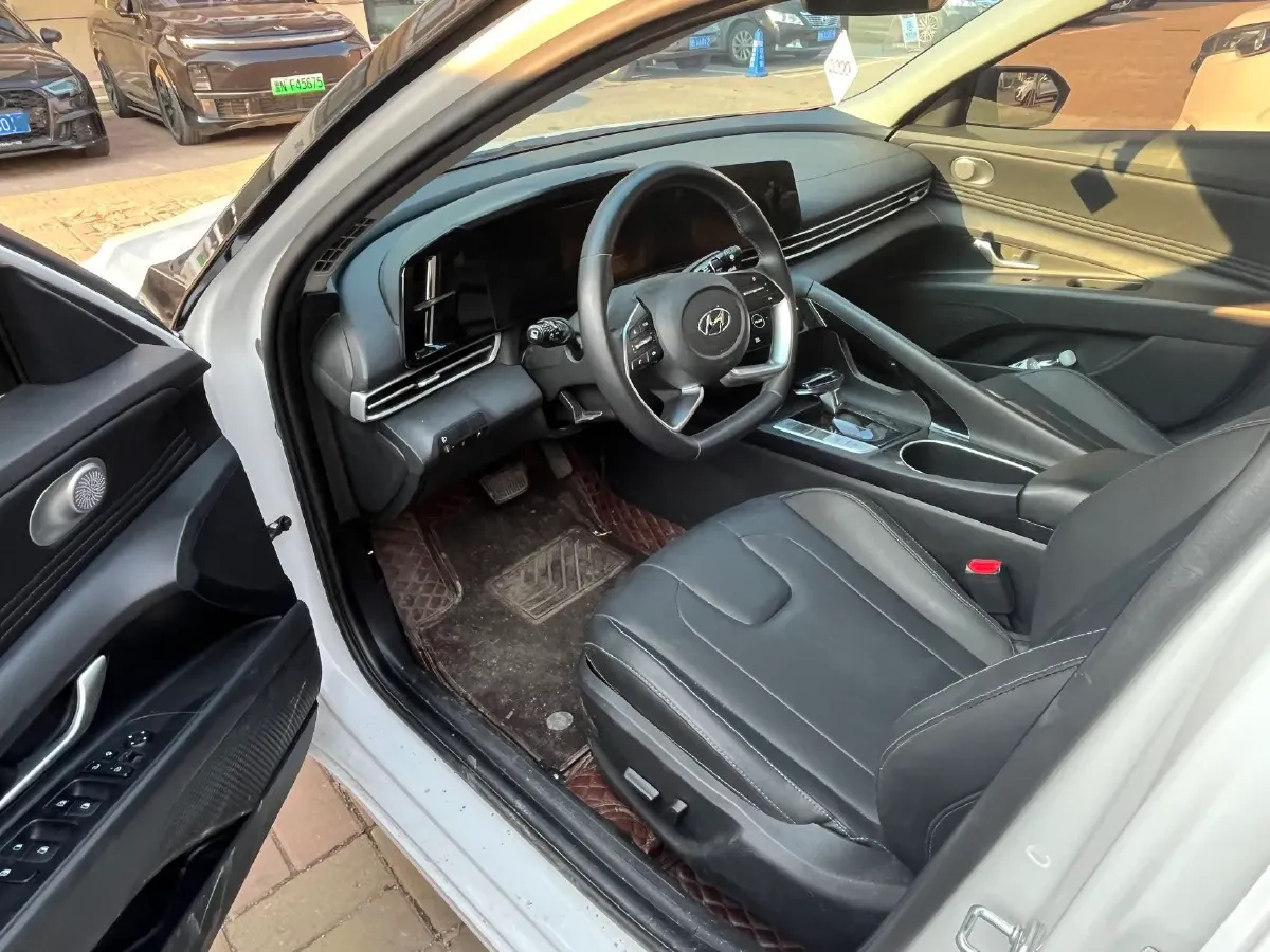 2021 Hyundai Elantra 1.5L 115HP L4 CVT,autocango,china used car exporter,china ev exporter,chinese used car exporter,chinese used ev exporter