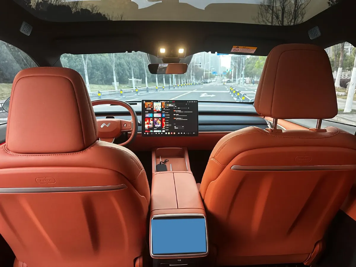 2024 ONVO L60 BEV 60KWH,autocango,china used car exporter,china ev exporter,chinese used car exporter,chinese used ev exporter