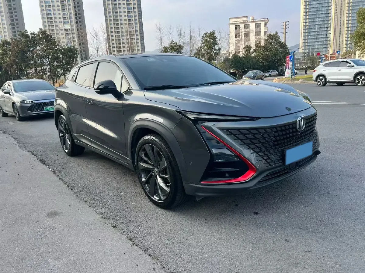 2020 ChangAn UNI-T 1.5T 180HP L4 7DCT,autocango,china used car exporter,china ev exporter,chinese used car exporter,chinese used ev exporter