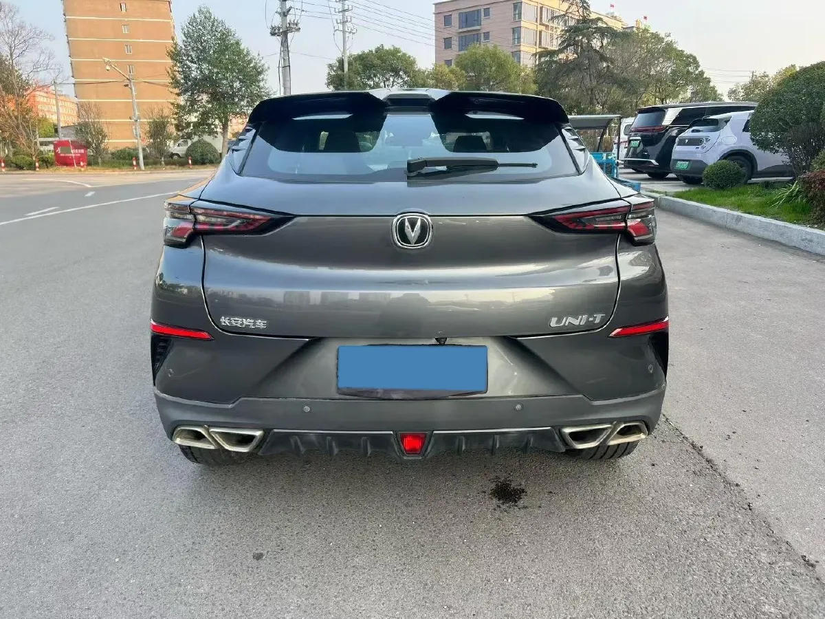 2020 ChangAn UNI-T 1.5T 180HP L4 7DCT,autocango,china used car exporter,china ev exporter,chinese used car exporter,chinese used ev exporter