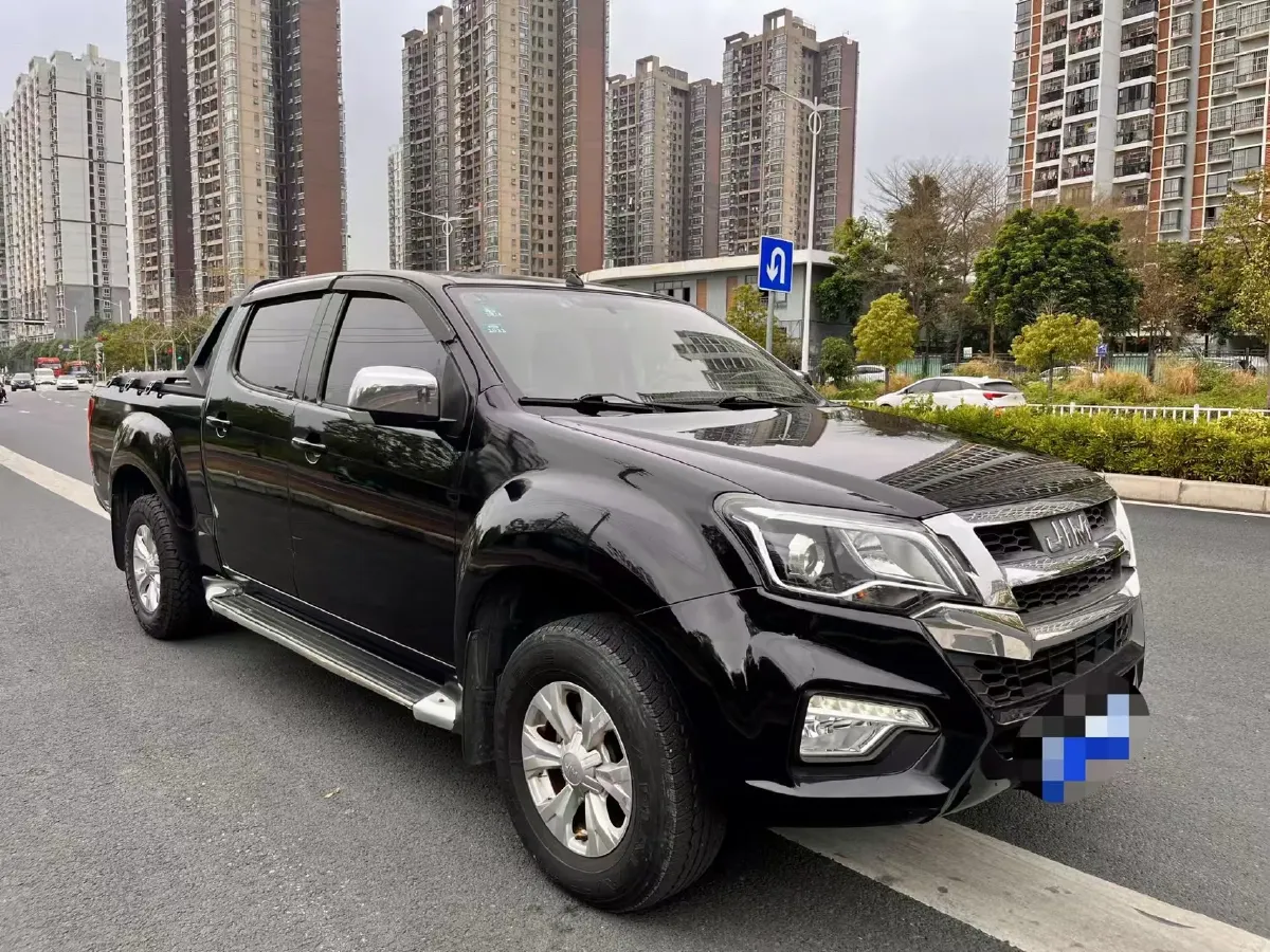 2019 Isuzu RE-MAX Jim 2.0T 204HP L4 5MT,autocango,china used car exporter,china ev exporter,chinese used car exporter,chinese used ev exporter