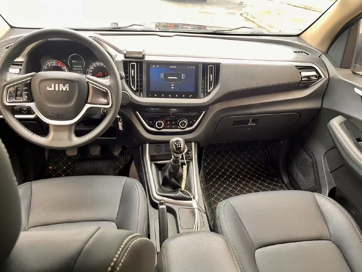 2019 Isuzu RE-MAX Jim 2.0T 204HP L4 5MT,autocango,china used car exporter,china ev exporter,chinese used car exporter,chinese used ev exporter