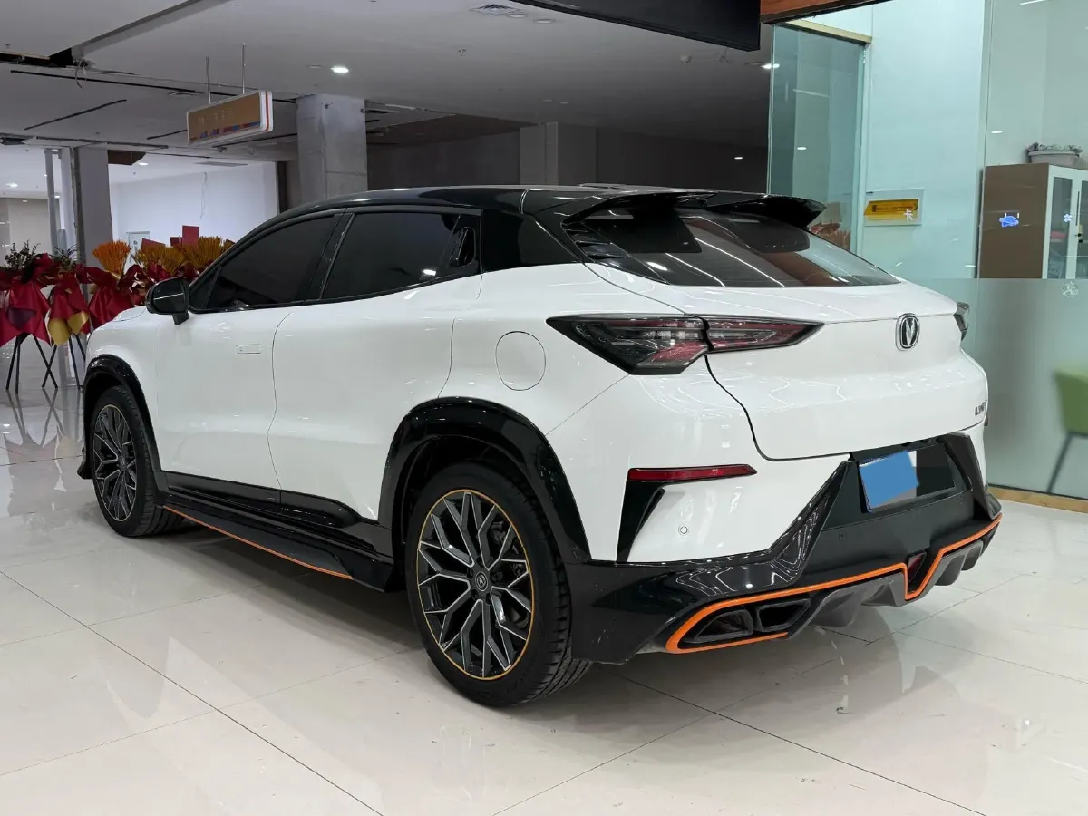 2022 ChangAn UNI-T 1.5T 188HP L4 7DCT,autocango,china used car exporter,china ev exporter,chinese used car exporter,chinese used ev exporter
