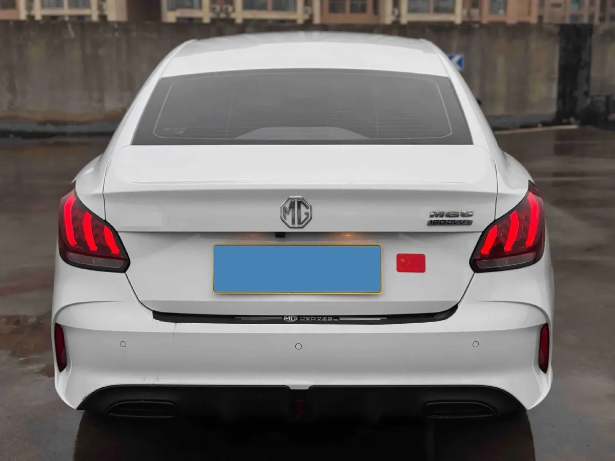 2022 MG 5 1.5L 120HP L4 5MT,autocango,china used car exporter,china ev exporter,chinese used car exporter,chinese used ev exporter