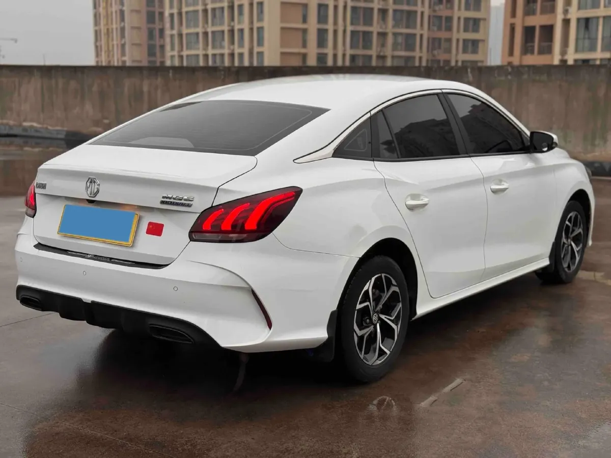 2022 MG 5 1.5L 120HP L4 5MT,autocango,china used car exporter,china ev exporter,chinese used car exporter,chinese used ev exporter