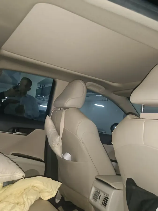 2019 Toyota Camry 2.5L 209HP L4 8AT,autocango,china used car exporter,china ev exporter,chinese used car exporter,chinese used ev exporter