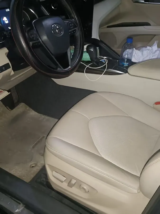 2019 Toyota Camry 2.5L 209HP L4 8AT,autocango,china used car exporter,china ev exporter,chinese used car exporter,chinese used ev exporter