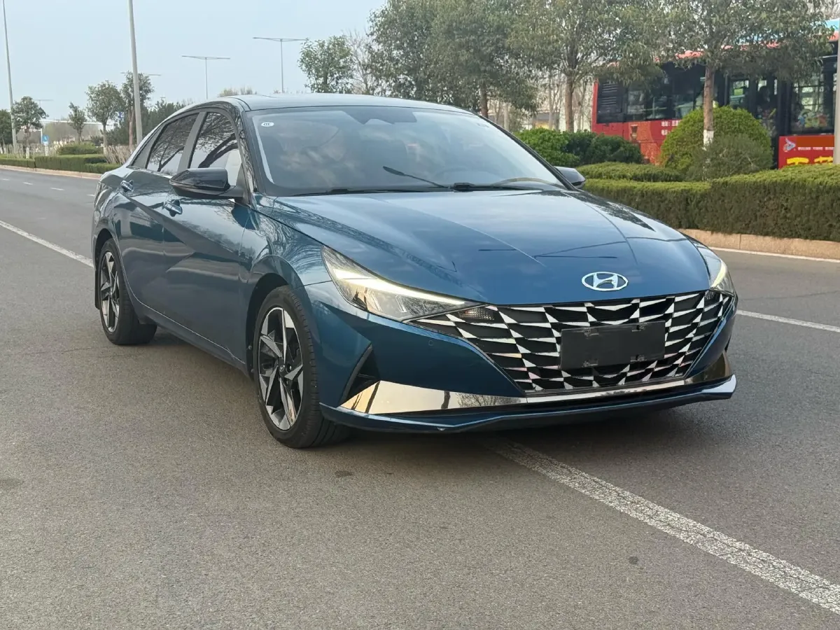 2021 Hyundai Elantra 1.5L 115HP L4 CVT,autocango,china used car exporter,china ev exporter,chinese used car exporter,chinese used ev exporter