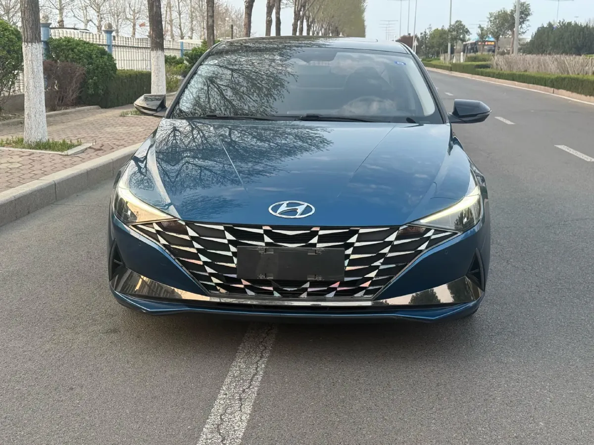2021 Hyundai Elantra 1.5L 115HP L4 CVT,autocango,china used car exporter,china ev exporter,chinese used car exporter,chinese used ev exporter