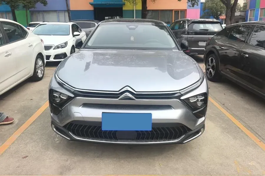2021 Citroen C5 X 1.6T 175HP L4 8AT,autocango,china used car exporter,china ev exporter,chinese used car exporter,chinese used ev exporter