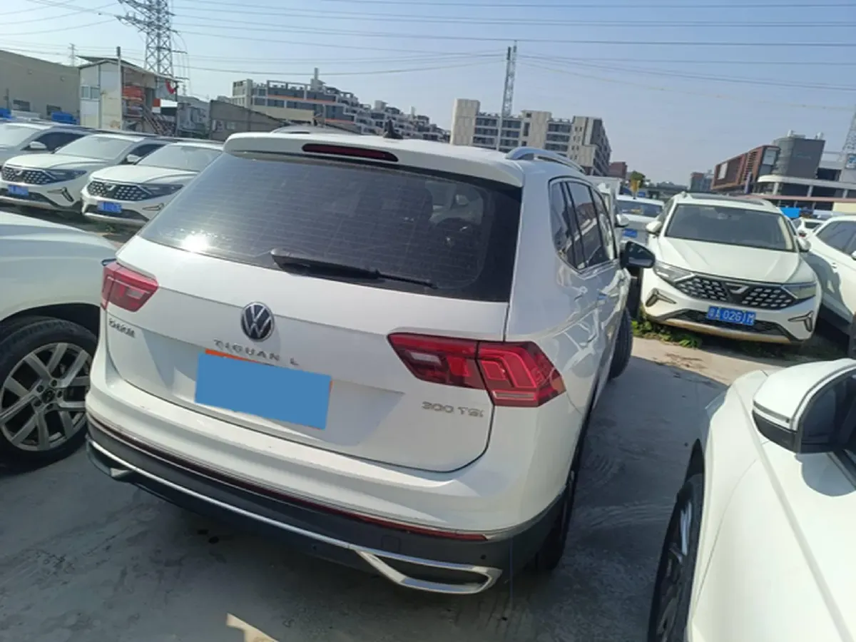 2023 Volkswagen Tiguan L 1.5T 160HP L4 7DCT,autocango,china used car exporter,china ev exporter,chinese used car exporter,chinese used ev exporter