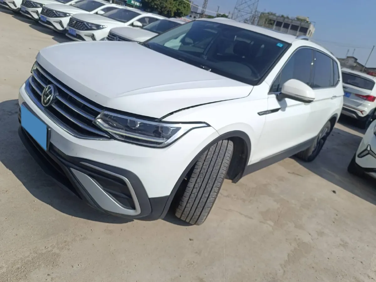 2023 Volkswagen Tiguan L 1.5T 160HP L4 7DCT,autocango,china used car exporter,china ev exporter,chinese used car exporter,chinese used ev exporter