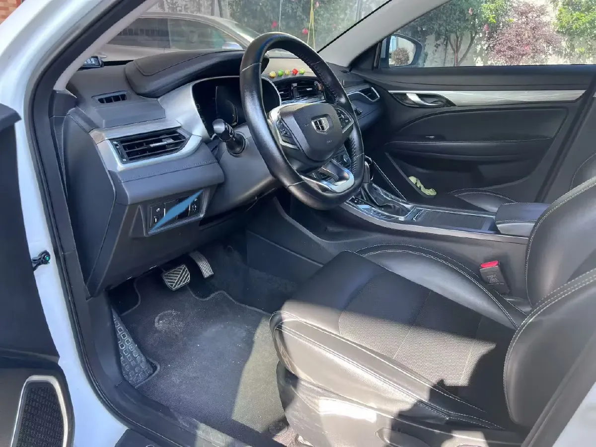 2019 Geely Emgrand 1.5L 109HP L4 CVT,autocango,china used car exporter,china ev exporter,chinese used car exporter,chinese used ev exporter