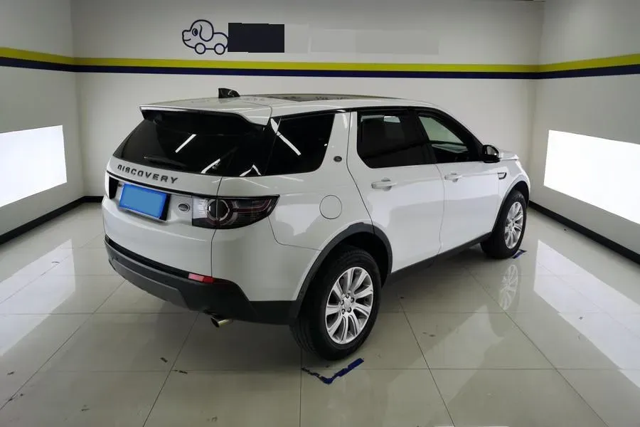 2018 Land Rover Discovery Sport 2.0T 241HP L4 9AT,autocango,china used car exporter,china ev exporter,chinese used car exporter,chinese used ev exporter