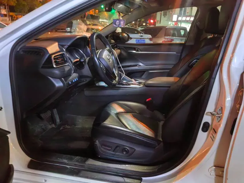 2023 Toyota Camry 2.0L 177HP L4 CVT,autocango,china used car exporter,china ev exporter,chinese used car exporter,chinese used ev exporter