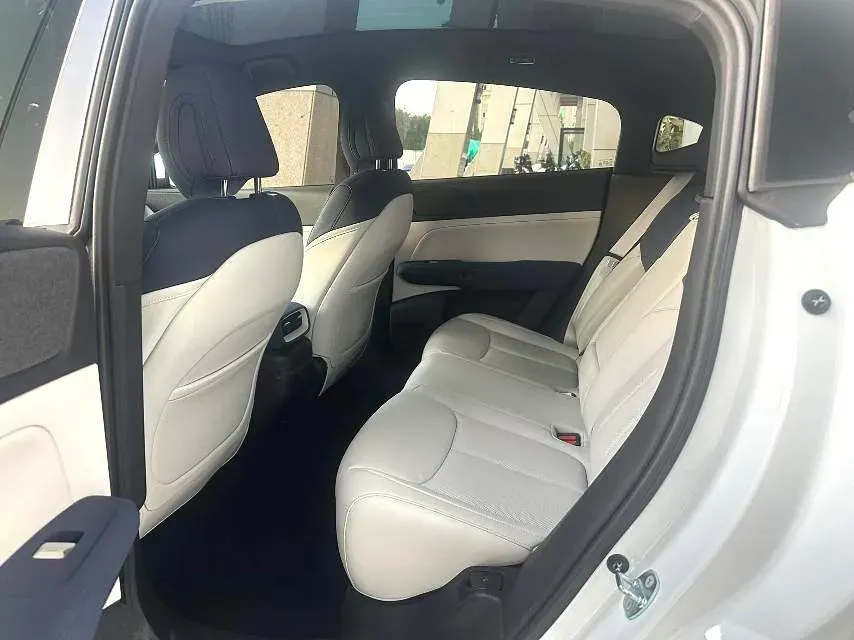 2024 Xpeng G6 BEV 66KWH,autocango,china used car exporter,china ev exporter,chinese used car exporter,chinese used ev exporter