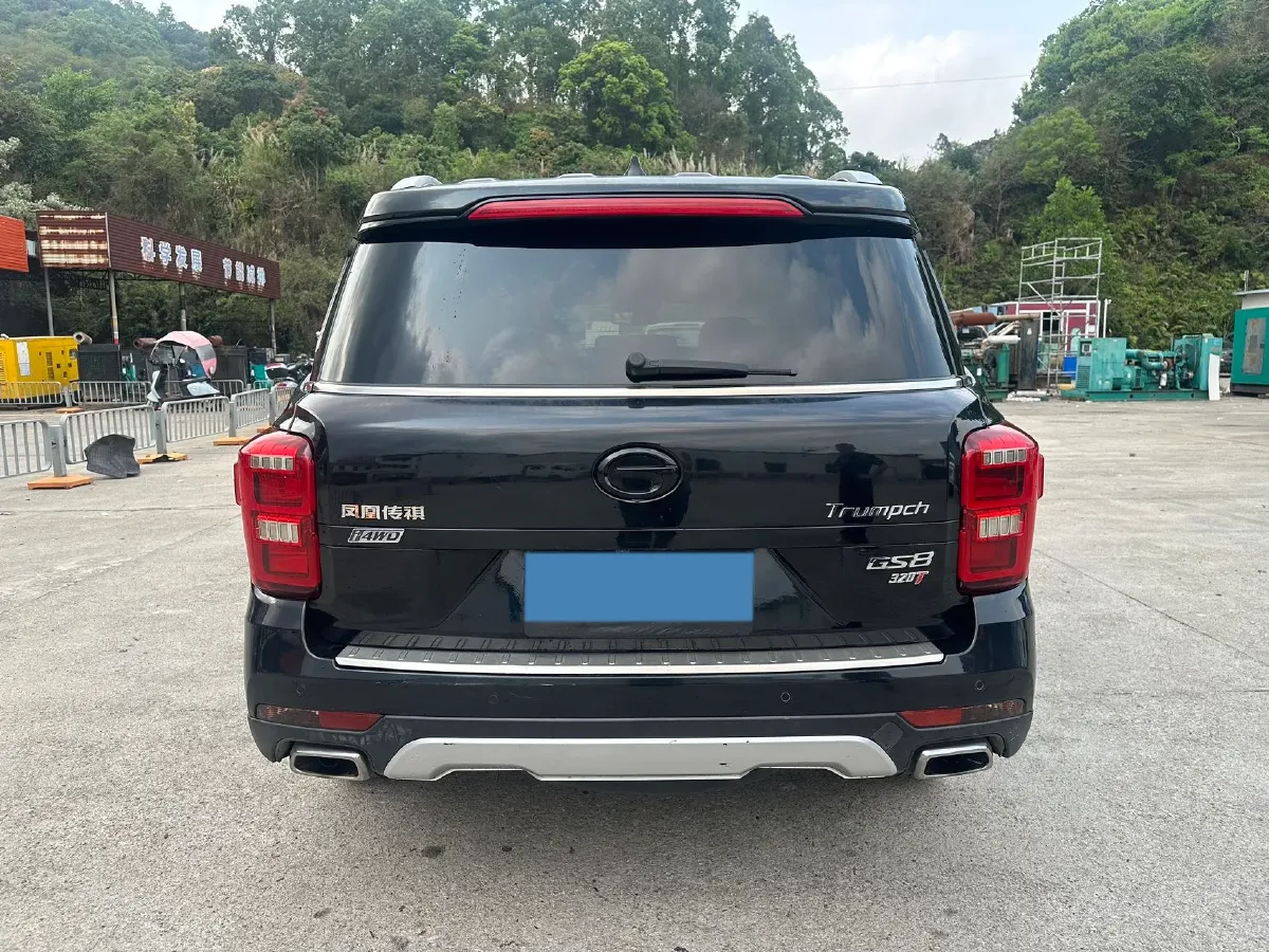 2017 GAC Trumpchi GS8 2.0T 201HP L4 6AT,autocango,china used car exporter,china ev exporter,chinese used car exporter,chinese used ev exporter