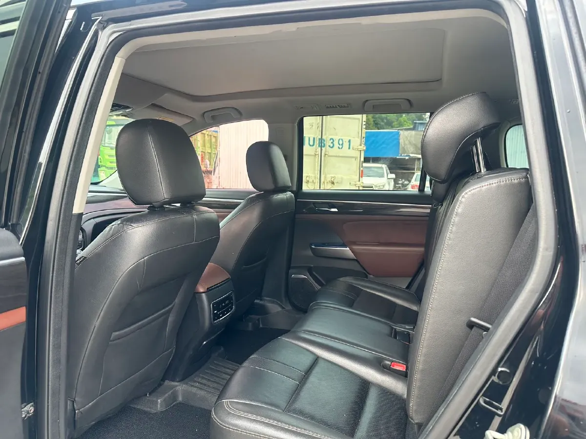 2017 GAC Trumpchi GS8 2.0T 201HP L4 6AT,autocango,china used car exporter,china ev exporter,chinese used car exporter,chinese used ev exporter