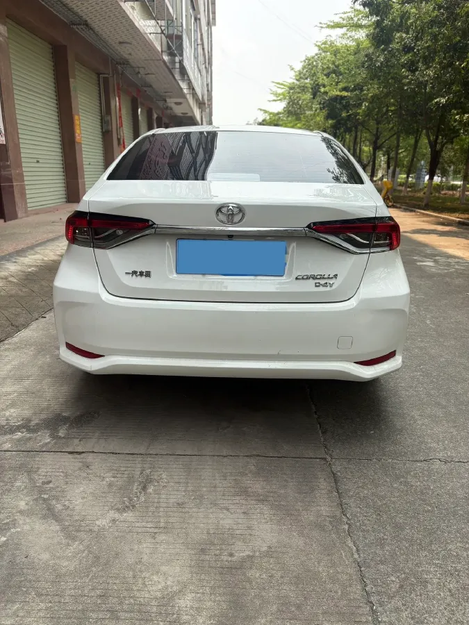 2021 Toyota Corolla 1.2T 116HP L4 CVT,autocango,china used car exporter,china ev exporter,chinese used car exporter,chinese used ev exporter