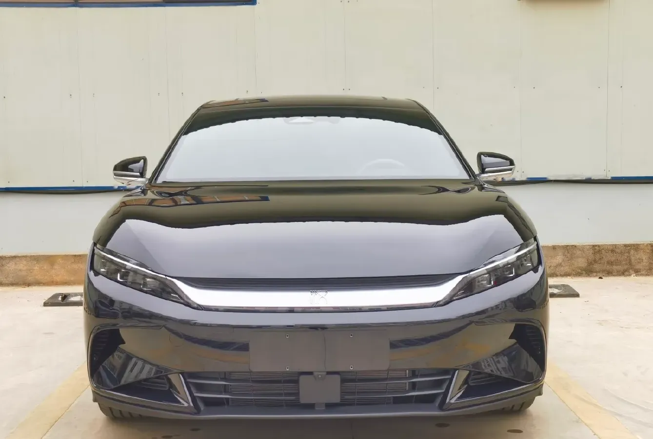 2025 BYD Han 1.5T 156HP L4 E-CVT PHEV,autocango,china used car exporter,china ev exporter,chinese used car exporter,chinese used ev exporter