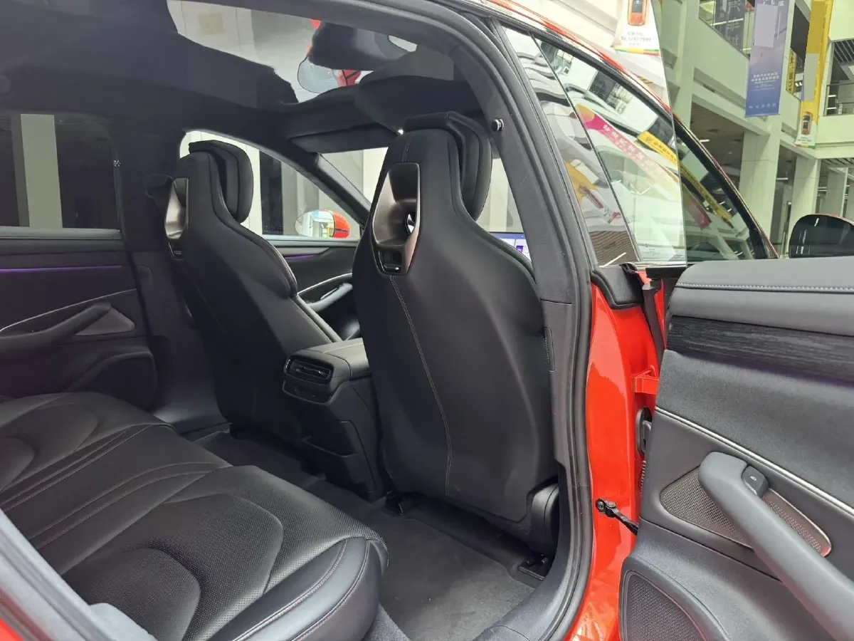 2024 MI SU7 BEV 101KWH,autocango,china used car exporter,china ev exporter,chinese used car exporter,chinese used ev exporter