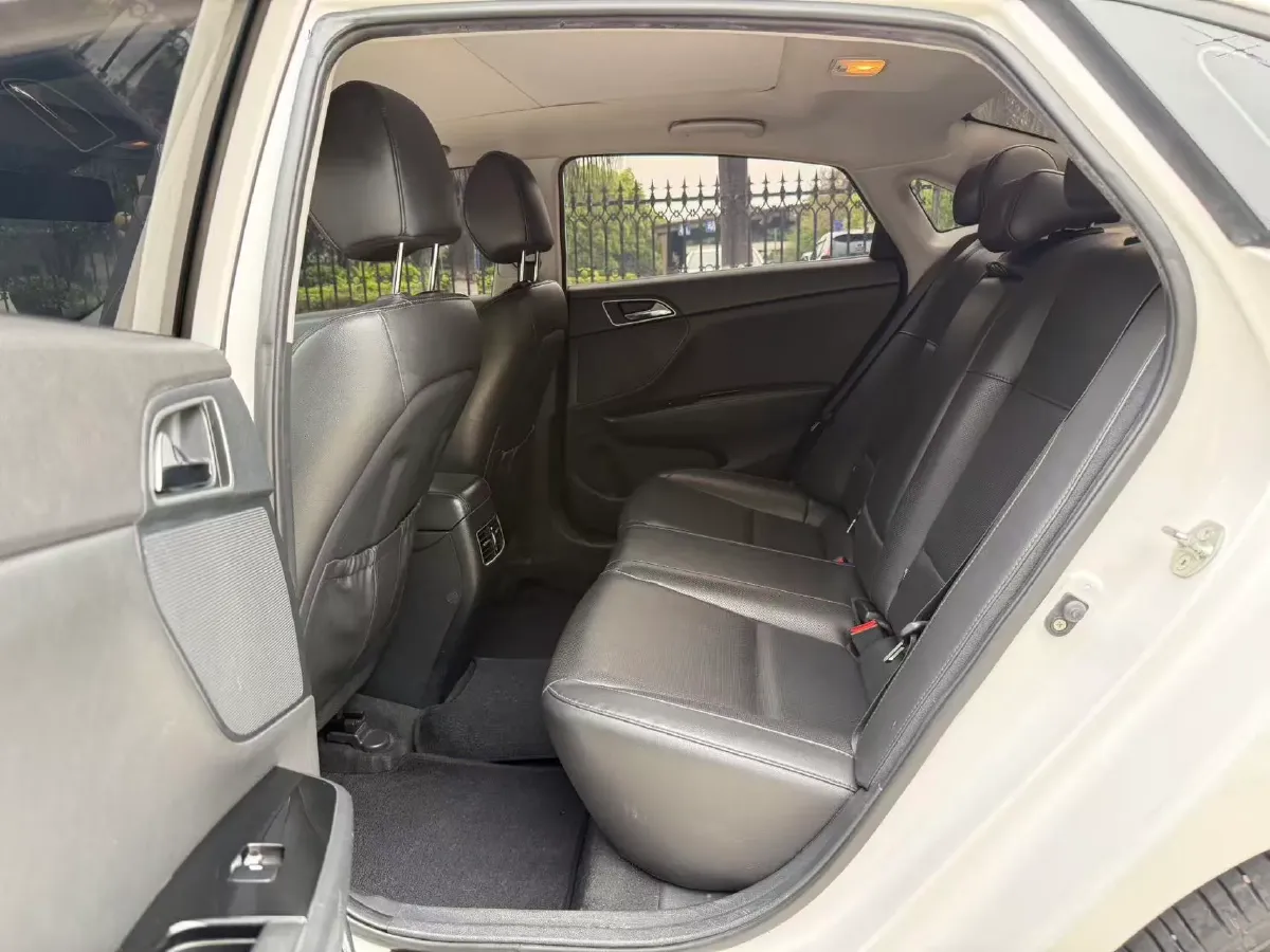 2017 Hyundai Mistra 1.8L 143HP L4 6AT,autocango,china used car exporter,china ev exporter,chinese used car exporter,chinese used ev exporter