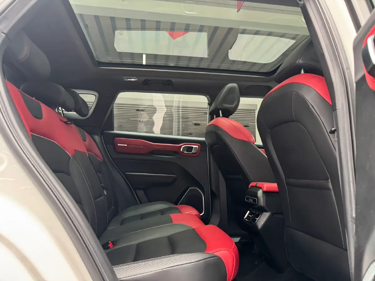 2021 Geely ICON 1.5T 177HP L3 7DCT,autocango,china used car exporter,china ev exporter,chinese used car exporter,chinese used ev exporter