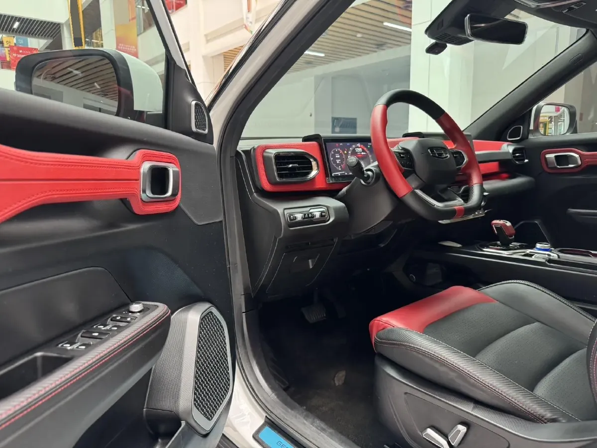 2021 Geely ICON 1.5T 177HP L3 7DCT,autocango,china used car exporter,china ev exporter,chinese used car exporter,chinese used ev exporter