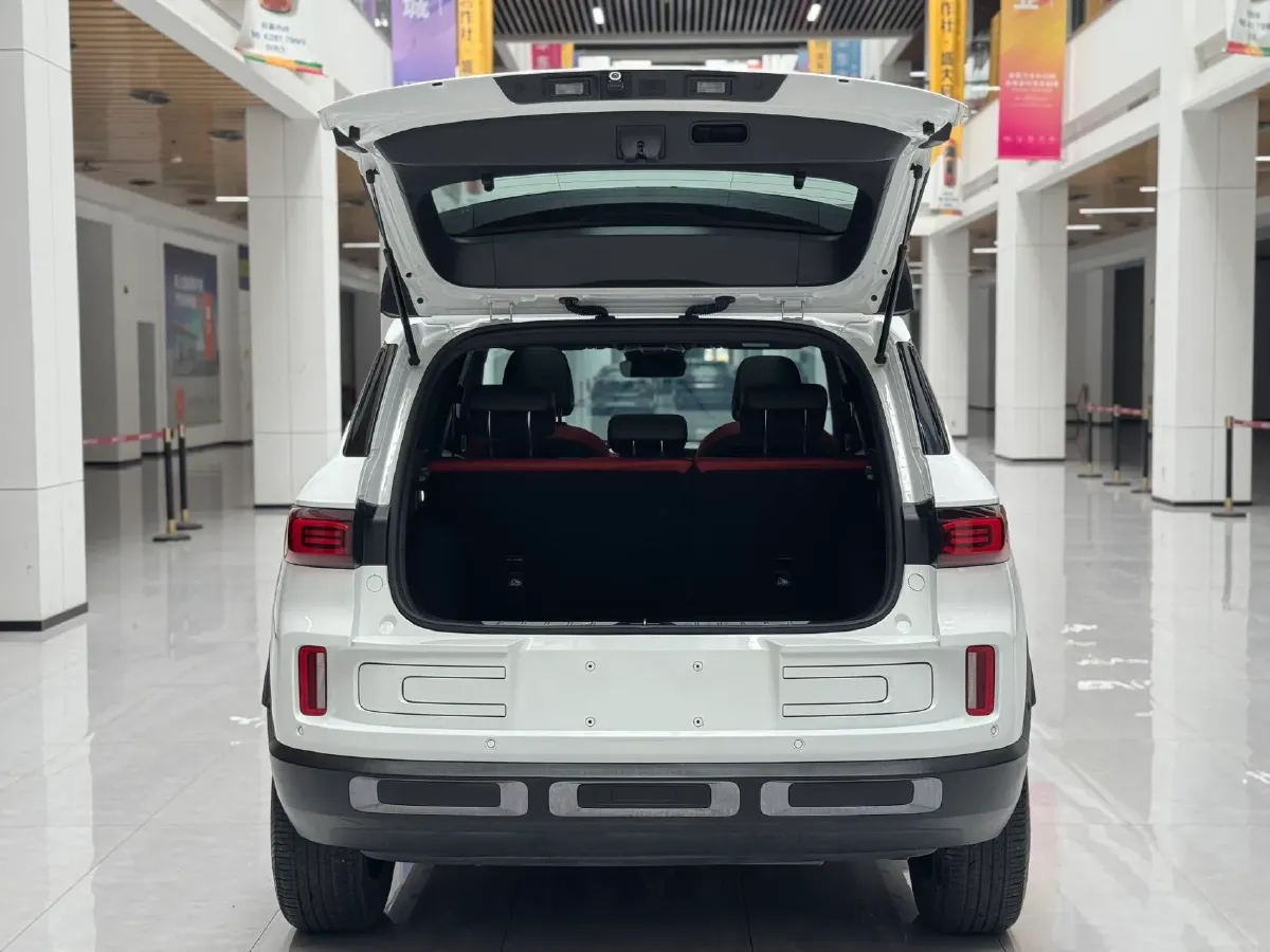 2021 Geely ICON 1.5T 177HP L3 7DCT,autocango,china used car exporter,china ev exporter,chinese used car exporter,chinese used ev exporter