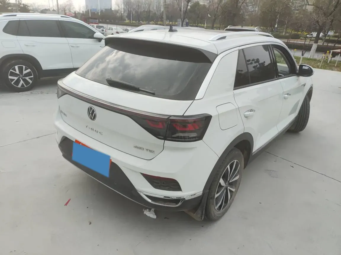 2023 Volkswagen T-Roc 1.4T 150HP L4 7DCT,autocango,china used car exporter,china ev exporter,chinese used car exporter,chinese used ev exporter