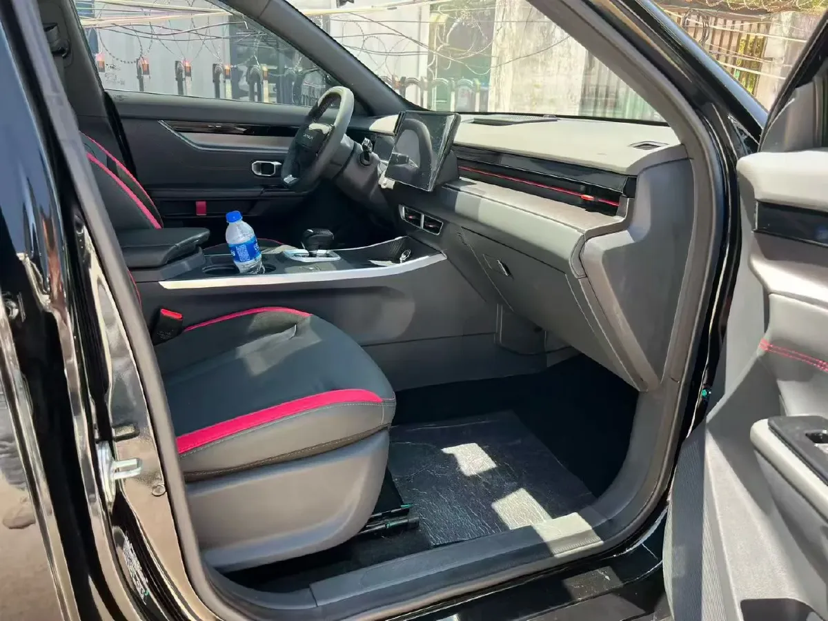 2023 Jetour DASHING 1.5T 156HP L4 6DCT,autocango,china used car exporter,china ev exporter,chinese used car exporter,chinese used ev exporter