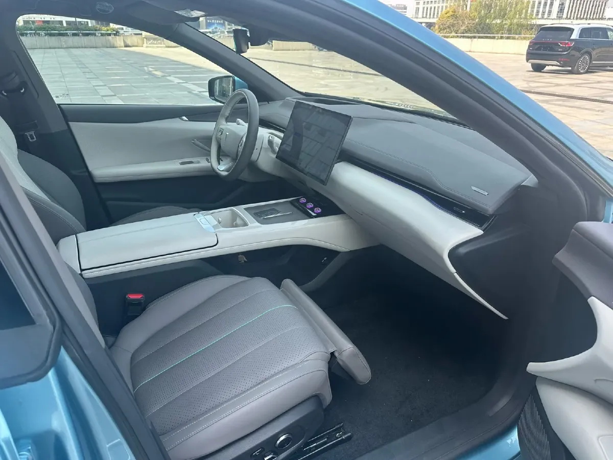 2024 Deepal L07 1.5L 98HP L4 REEV 28.39KWH,autocango,china used car exporter,china ev exporter,chinese used car exporter,chinese used ev exporter