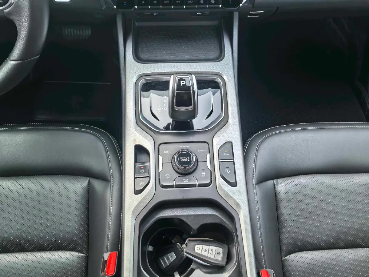 2020 Geely Okavango 1.8T 184HP L4 7DCT,autocango,china used car exporter,china ev exporter,chinese used car exporter,chinese used ev exporter